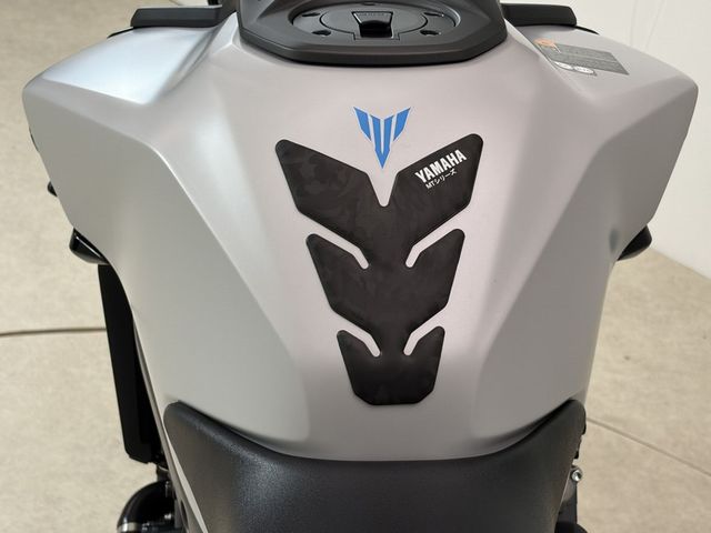 yamaha - mt-09-y-amt