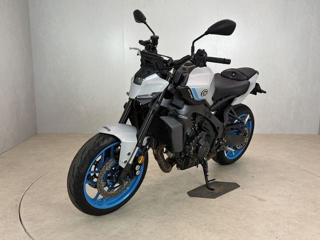 yamaha - mt-09-y-amt
