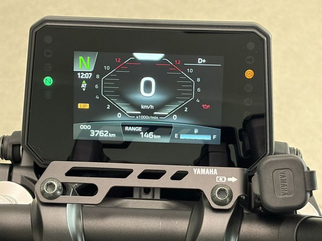 yamaha - mt-09-y-amt