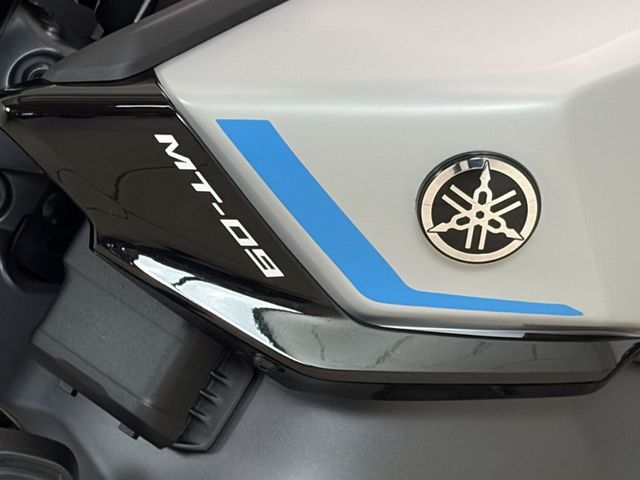 yamaha - mt-09-y-amt