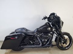 HARLEY-DAVIDSON STREET GLIDE FLHX