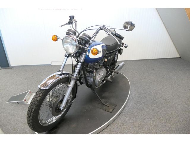 triumph - bonneville--t--140