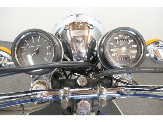 triumph - bonneville--t--140