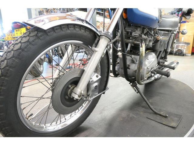 triumph - bonneville--t--140