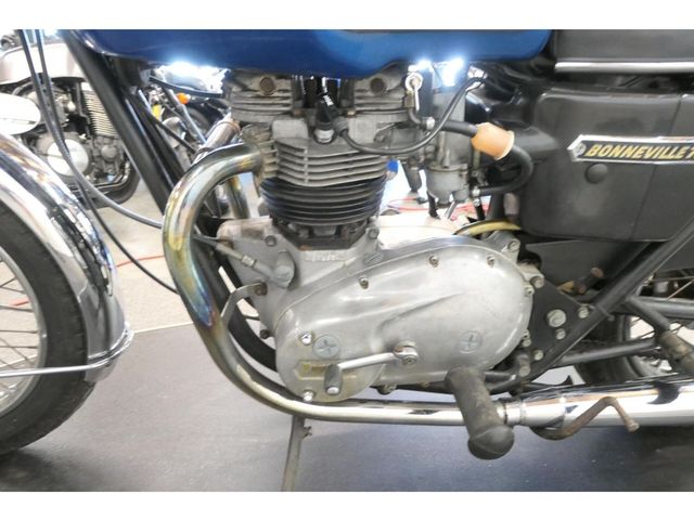 triumph - bonneville--t--140