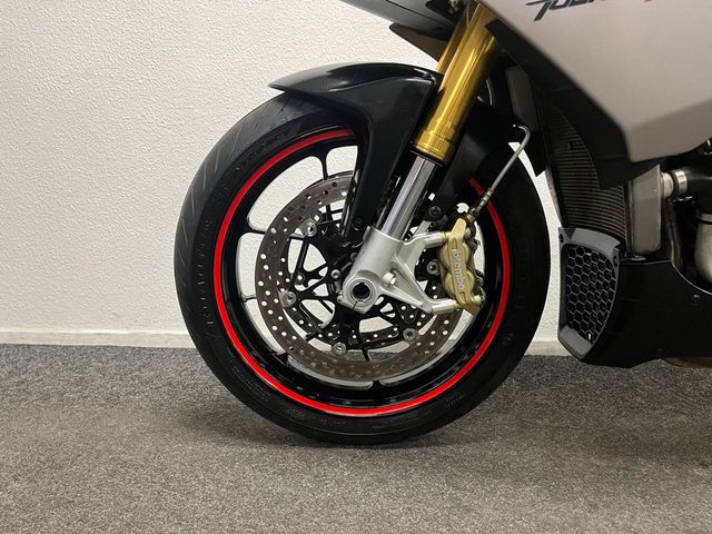 aprilia - tuono-v4