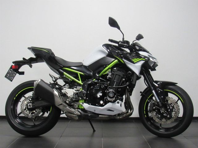 kawasaki - z900