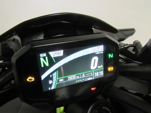 kawasaki - z900
