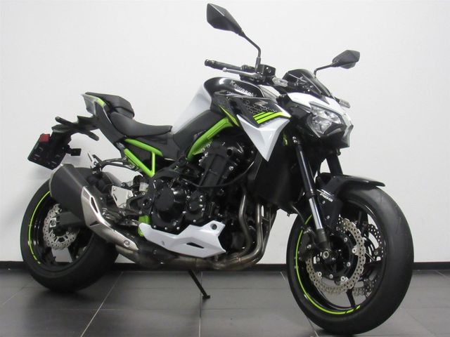 kawasaki - z900