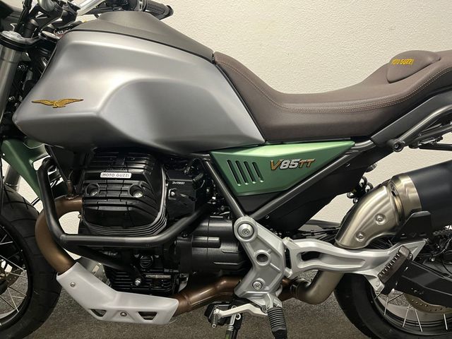 moto-guzzi - v-85-tt