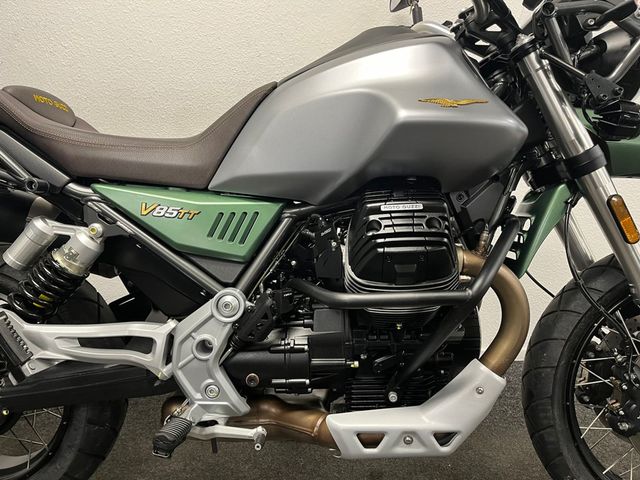 moto-guzzi - v-7-stone-centenario-850