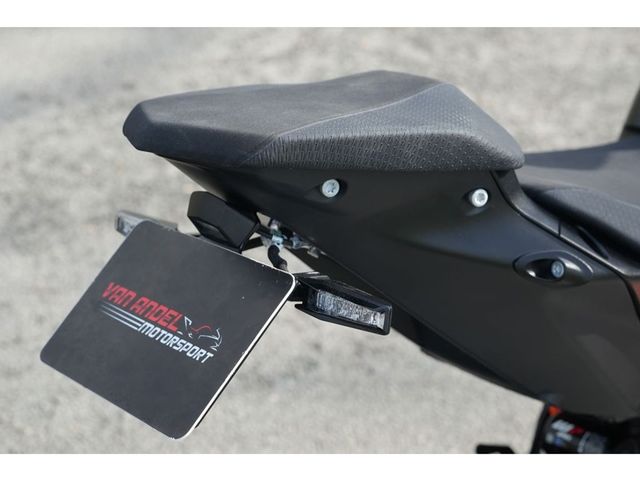 ktm - 1390-super-duke-r-evo