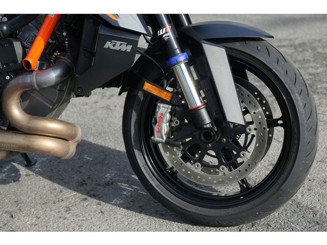 ktm - 1390-super-duke-r-evo
