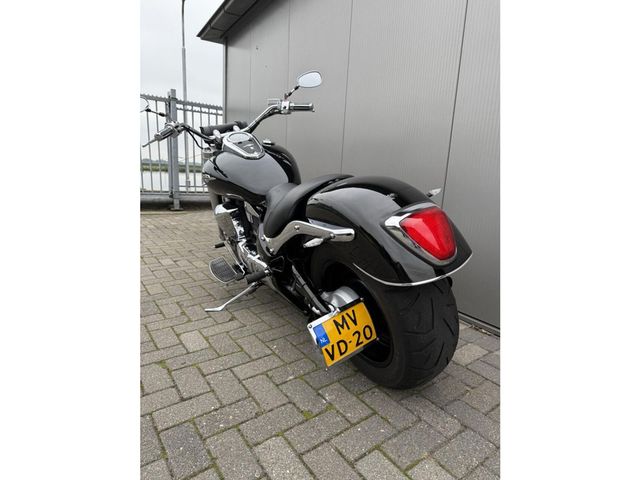 suzuki - intruder-m-1800-r