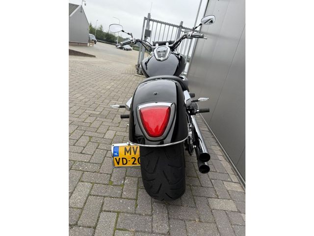 suzuki - intruder-m-1800-r