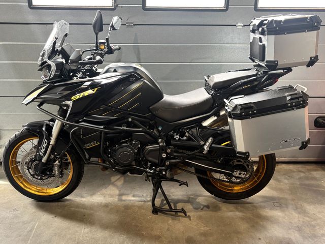 QJMOTOR - srt-900-sx