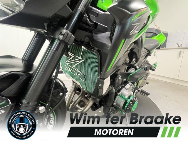 kawasaki - z900