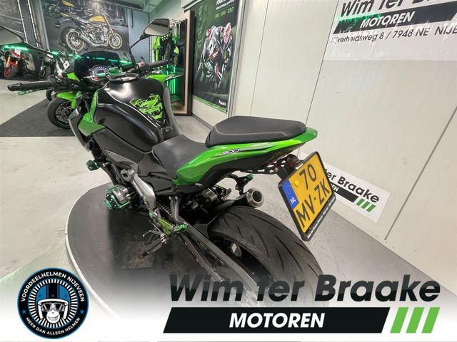 kawasaki - z900