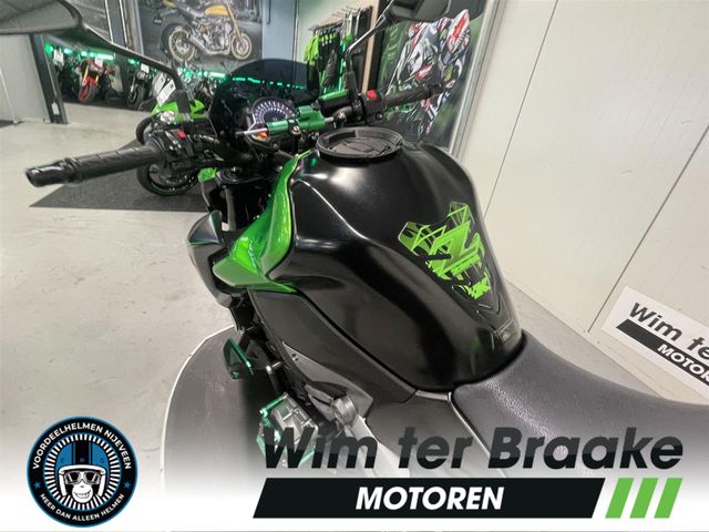 kawasaki - z900