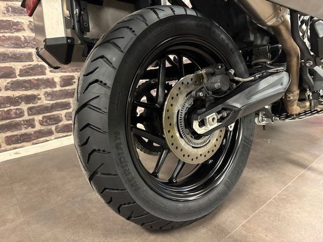 triumph - tiger-800-xrx