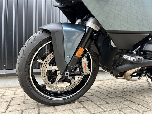 bmw - r-1300-rt