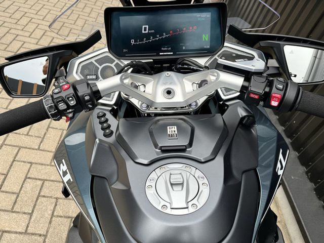 bmw - r-1300-rt