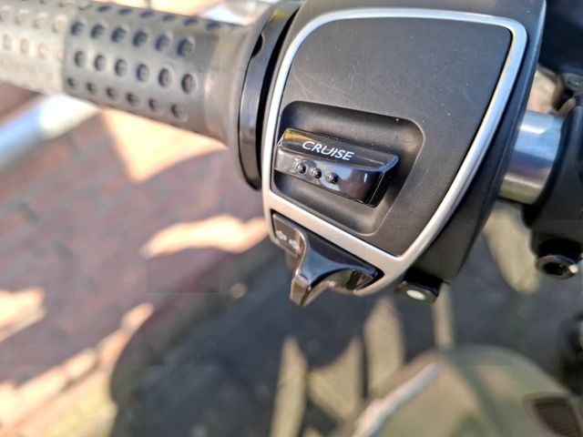 moto-guzzi - v-85-tt