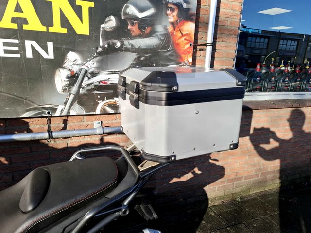 moto-guzzi - v-85-tt