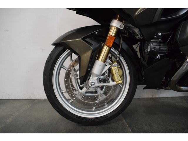 bmw - r-1250-rt