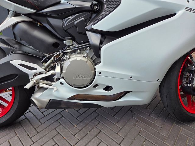 ducati - 959-panigale