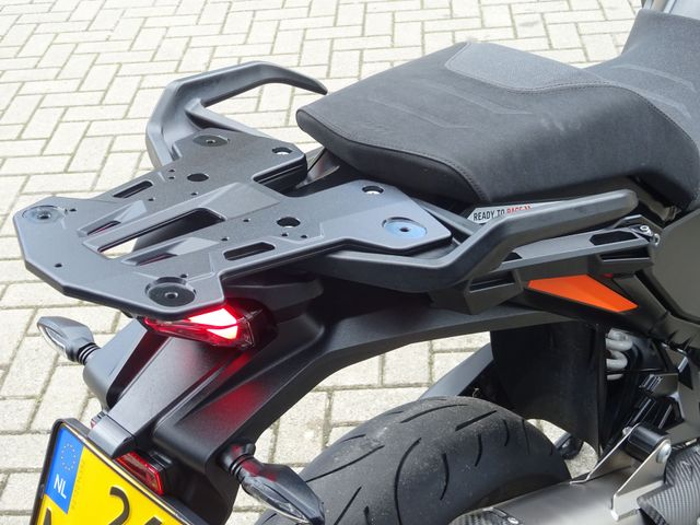 ktm - 1290-super-adventure-s