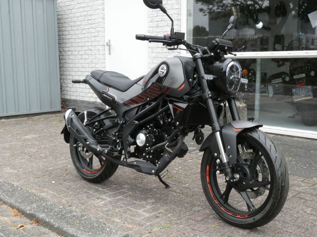 benelli - leoncino-125