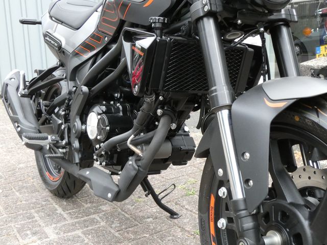 benelli - leoncino-125