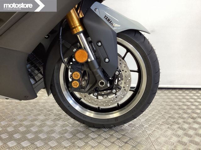 yamaha - tmax-tech-max-560