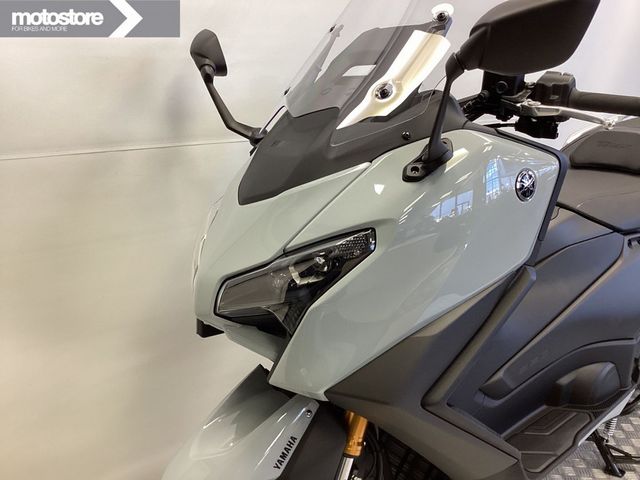yamaha - tmax-tech-max-560