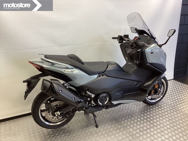 yamaha - tmax-tech-max-560