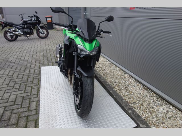 kawasaki - z900-performance