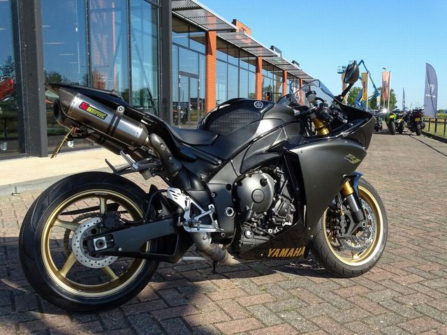 yamaha - yzf-r1