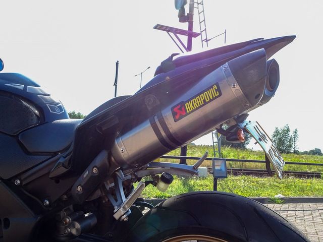 yamaha - yzf-r1