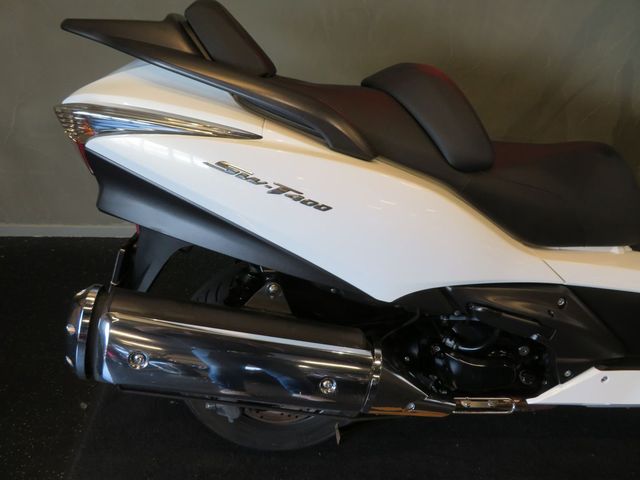 honda - fjs-400-silverwing