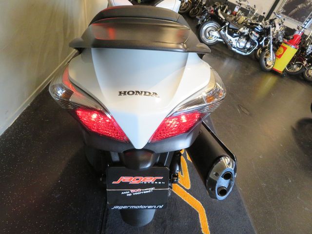 honda - fjs-400-silverwing