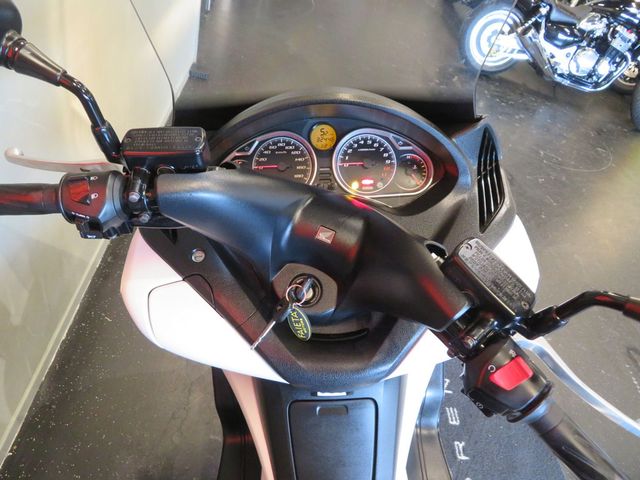 honda - fjs-400-silverwing