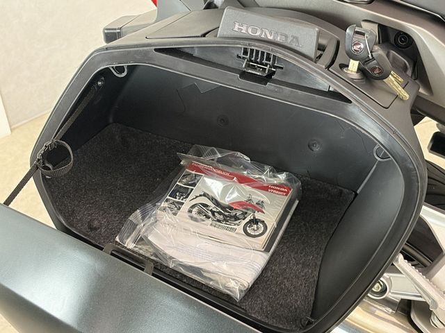 honda - vfr-800-x-crossrunner