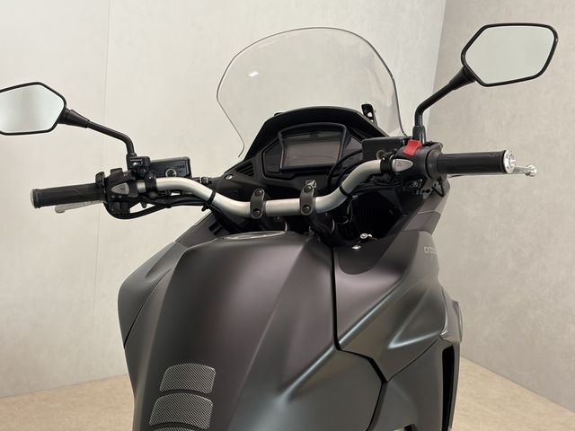 honda - vfr-800-x-crossrunner