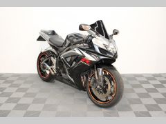 SUZUKI GSX-R 750