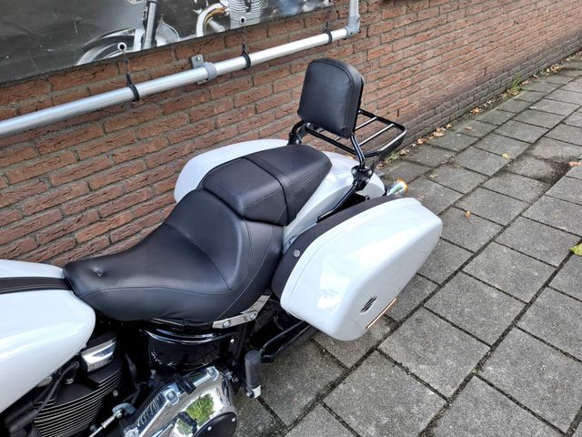harley-davidson - sport-glide-flsb