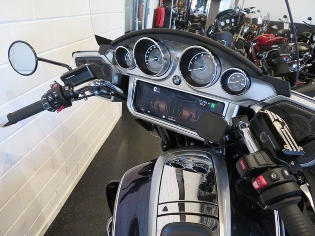 bmw - r-18-transcontinental