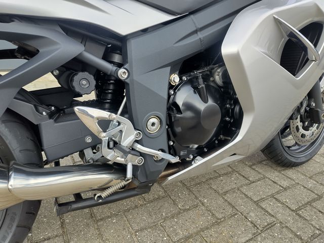 triumph - sprint-gt-abs