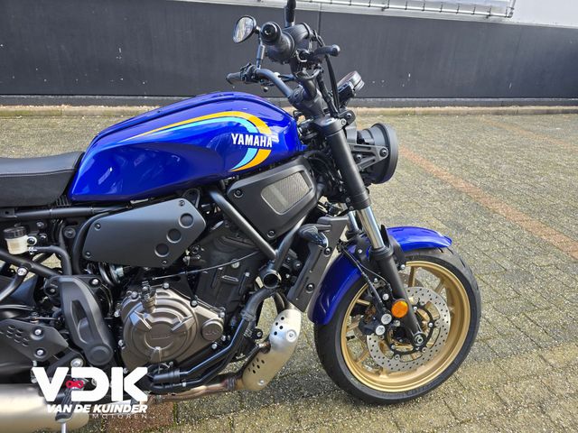 yamaha - xsr-700-abs