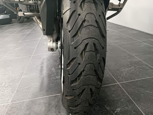 bmw - r-1200-rt-abs